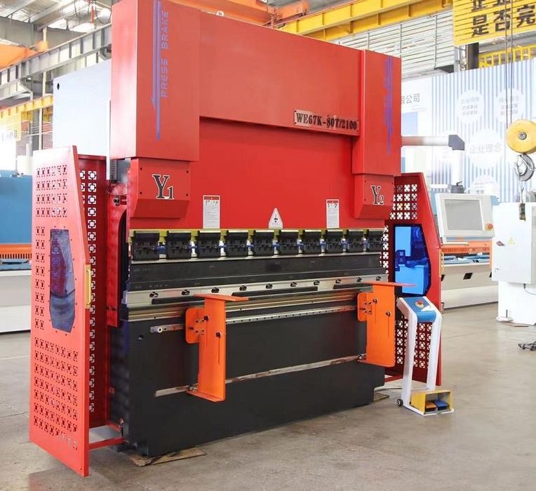 CNC хидравлична абкант преса 80 тона WE67K-80T/2100 KT15 4 оси