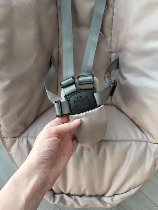 Електрическа бебешка люлка mamaRoo 5.0 Sandstone, пясъчна