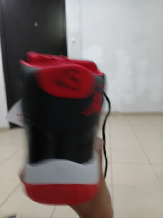 11jordan темна сини