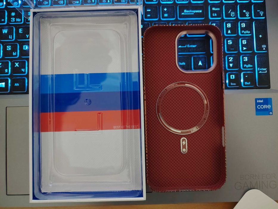 Продажа чехла для iPhone 16 Pro Max MagSafe
