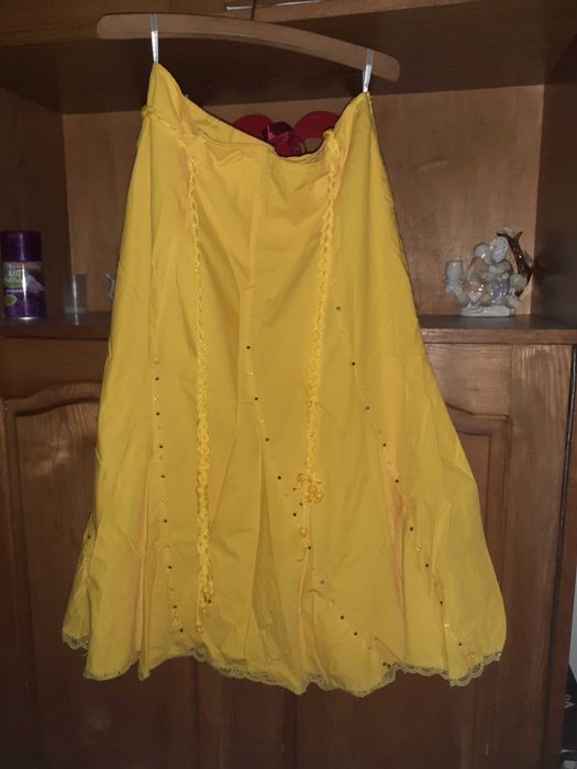 Vând fustă subțire de vară pentru femei