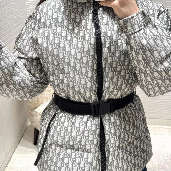 Пуховик Dior серый