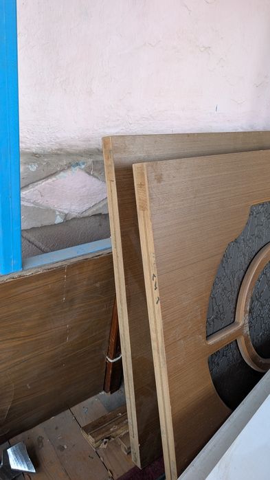 Продам двери межкомнатные