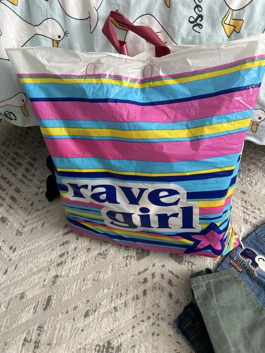 Отдам вещи на мальчика