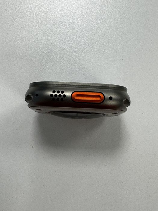 Продавам Apple Watch Ultra 2 Titanium Silver