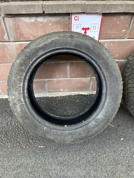 Hankook winter icept evo3 235 55 18