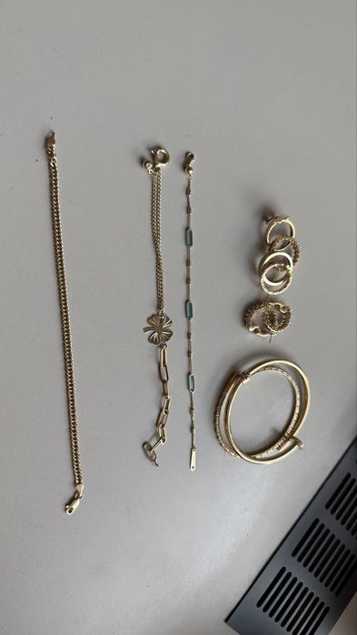 Продам золотой браслет Mioro