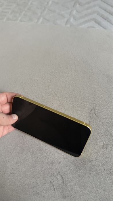 Продам айфон 14 128gb