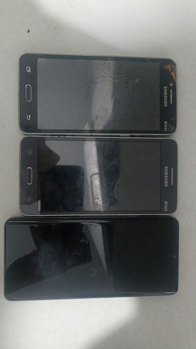 Продам телефоны на запчасти/восстановление
