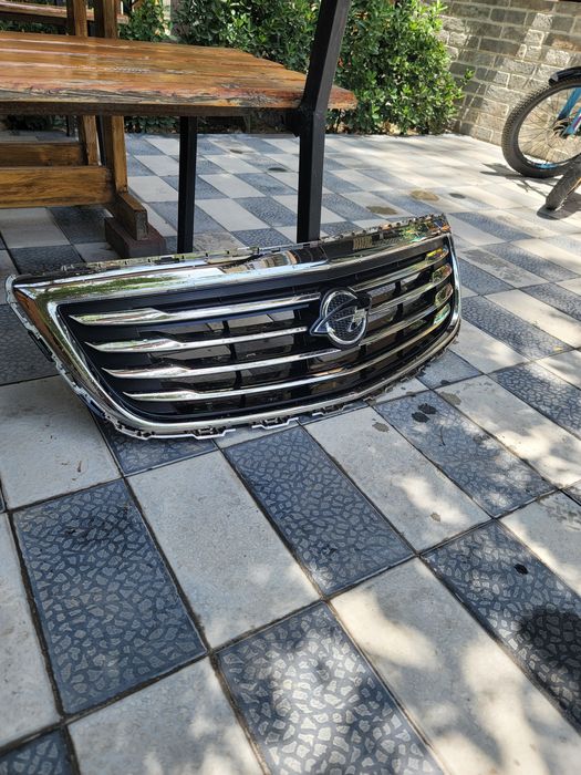 Решётка радиатора от Кобальт (Равон) б/у. Цена 450.000 сум.