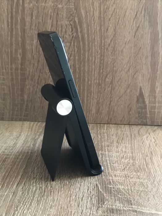 Срочно продам айфон 13 128гб