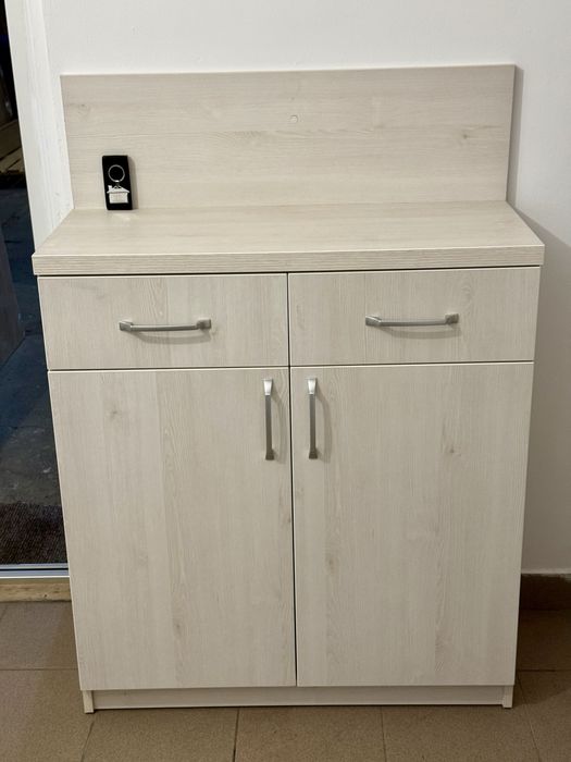 Vând mobilier birou