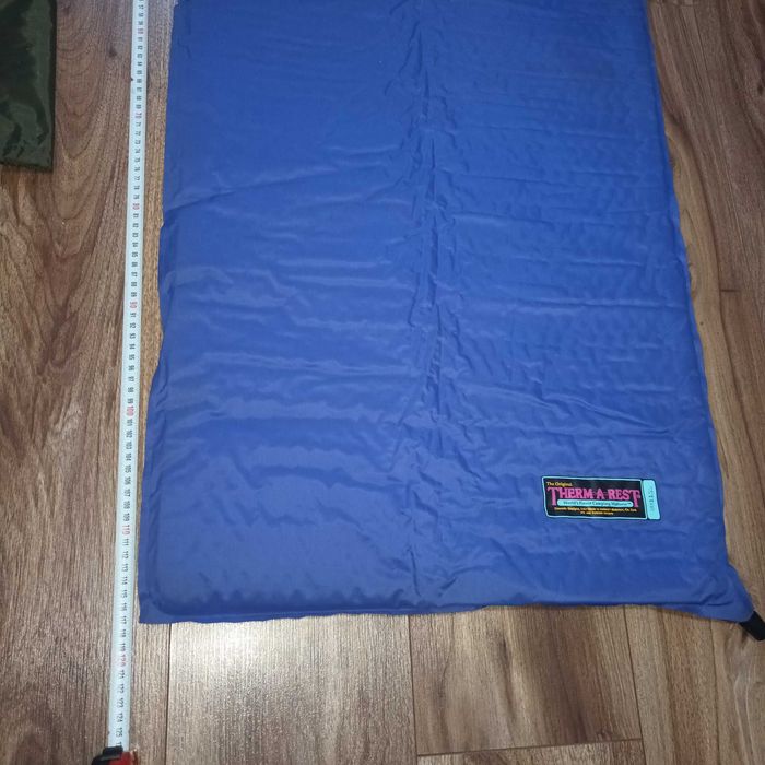 Saltea autogonflabila camping pentru copii, Therm A Rest, cu 2 fețe.
