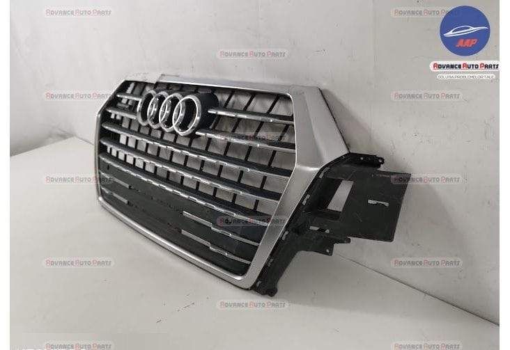 Оригинален централен радиаторен държач със сензори Ауди / Audi Q7 4M О