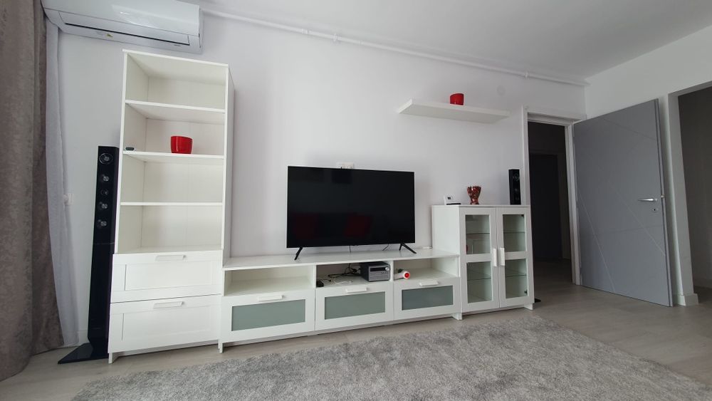 Inchiriez apartament 2 camere White Tower
