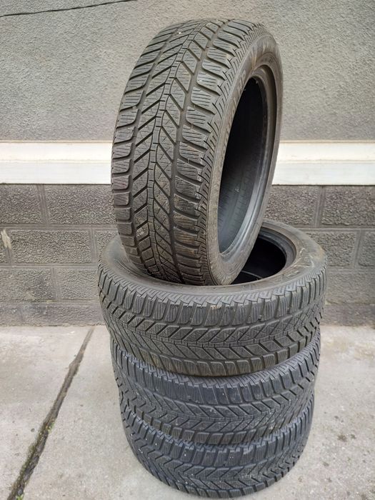 Vând Set Cauciucuri 215/55/17 Fulda M+S Import recent Germania
