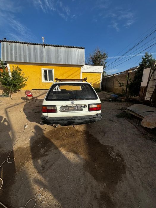 Volkswagen Passat 1992 г