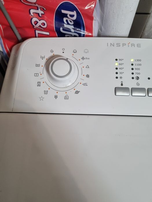 Masina de spalat haine Electrolux Inspire cu deschidere verticala