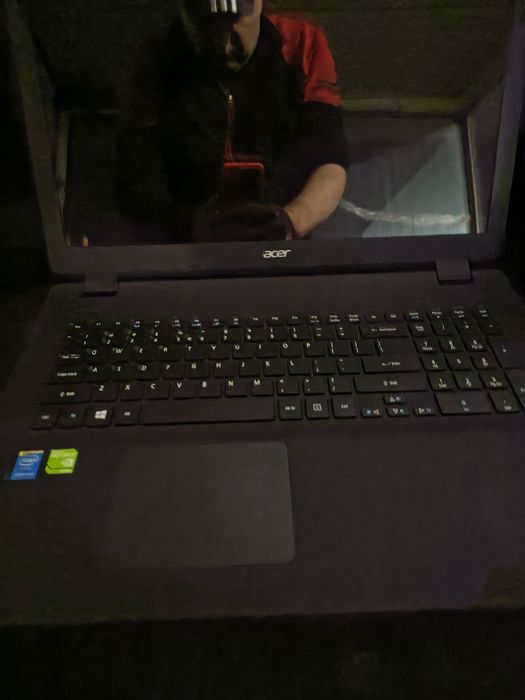 Vănd laptop Acer de 17 inci full HD
