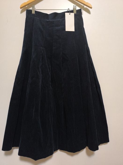 Fustă nouă, catifea reiată, Zara, M