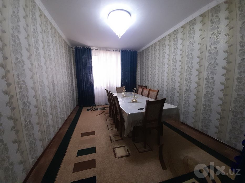 Kvartira sotiladi 3xona 3etaj 110Kvm