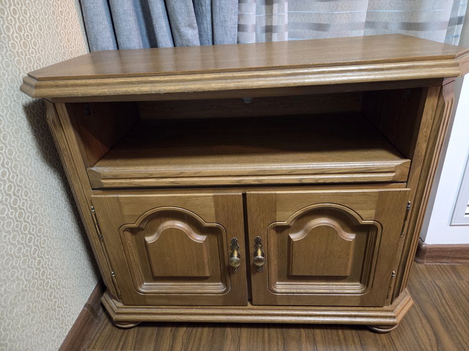 Тумба под телевизор