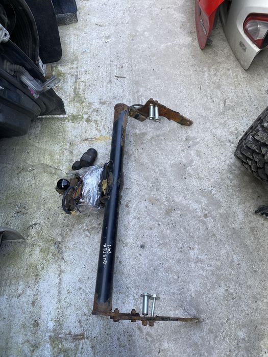 Carlig de Remorcare Dacia Duster 1 2013