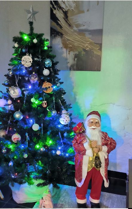 Продам красивую ёлочку