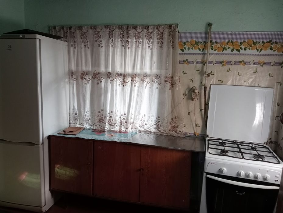 Сдам семейной паре , пол дома