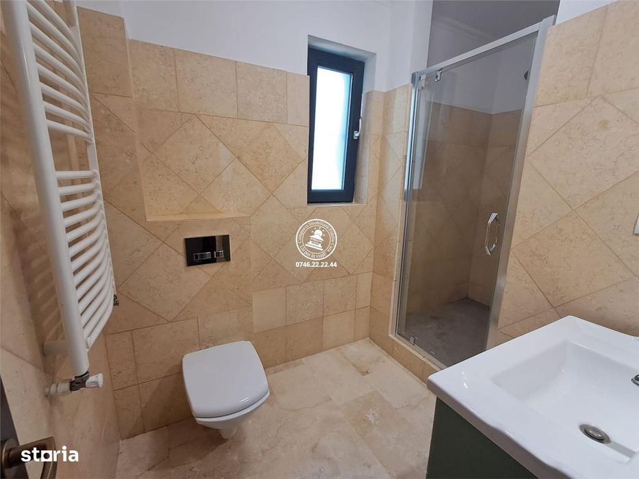 Casa cocheta de vanzare, zona centrala Tg. Cucu - Podul de Fier