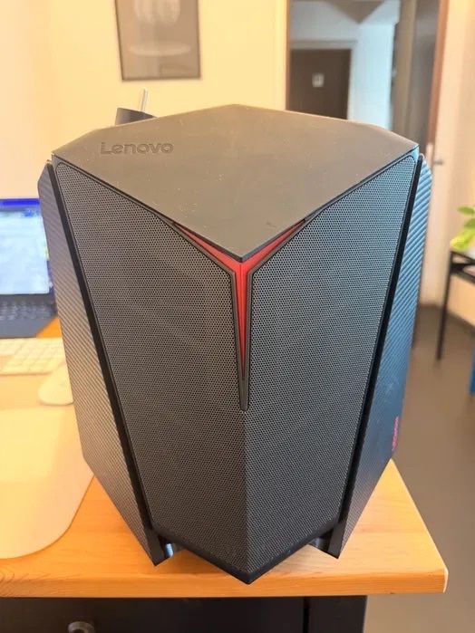 PC Desktop LENOVO i7-7700/32 GB RAM/GTX 1070 8GB/ SSD 3TB