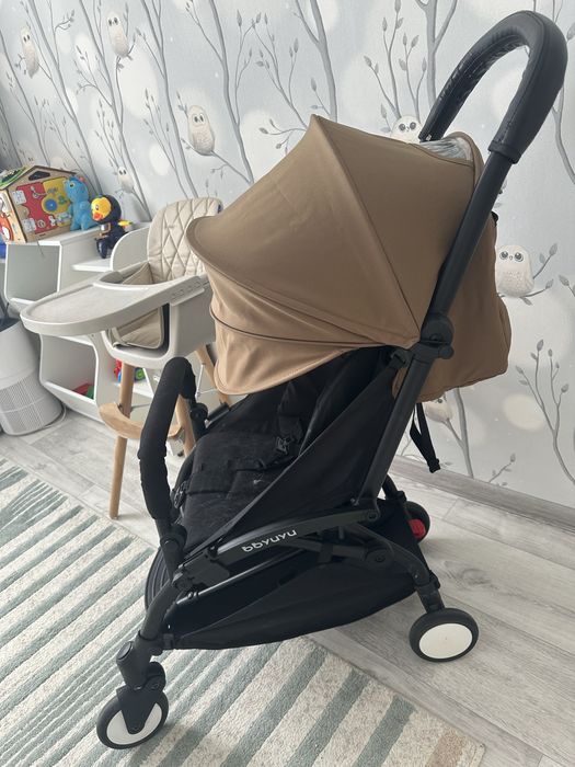 Продам легкую коляску