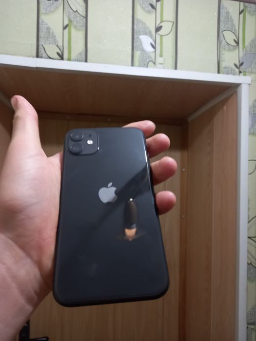 iPhone 11, все в аригенале
