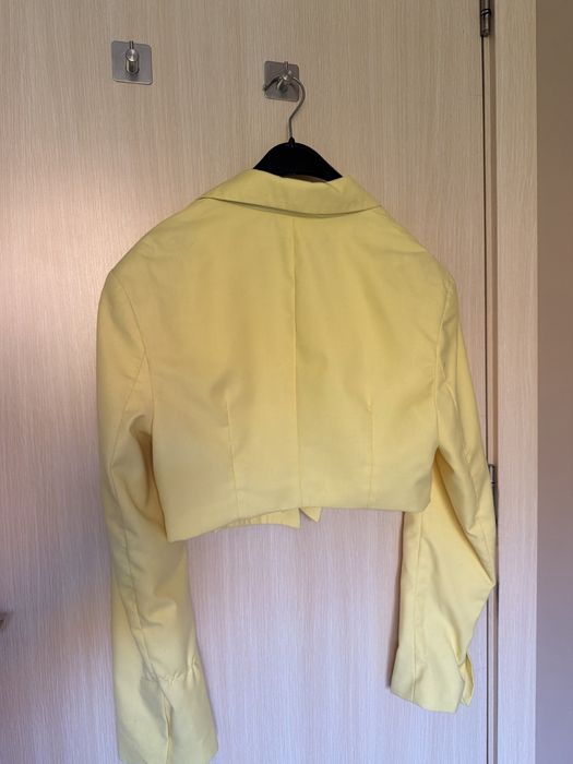 Bershka късо яке