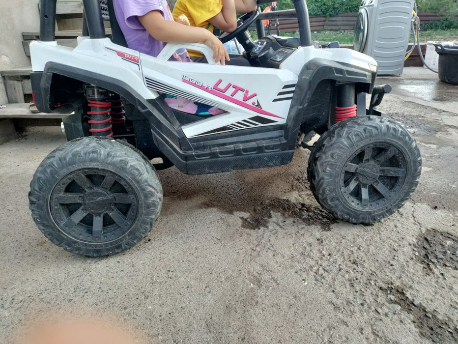 Детская машина срочно продаем!!!