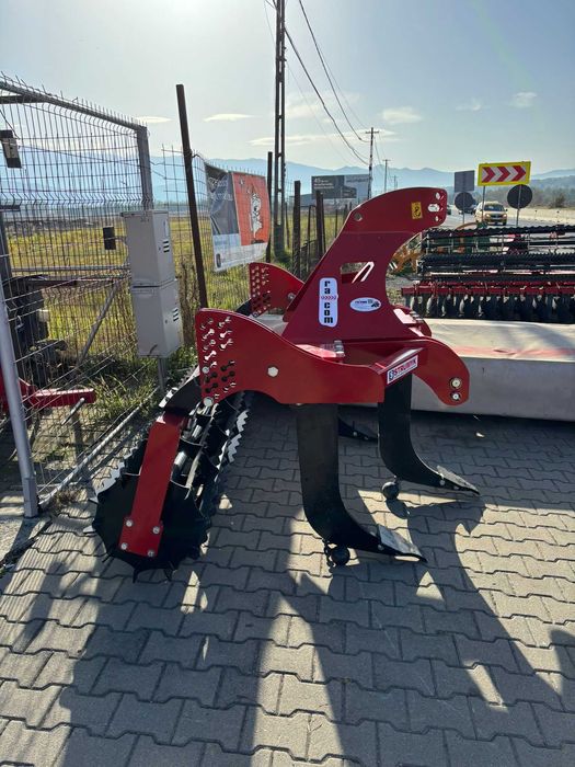 Scarificator 3 gheare cu tavalug Strumyk