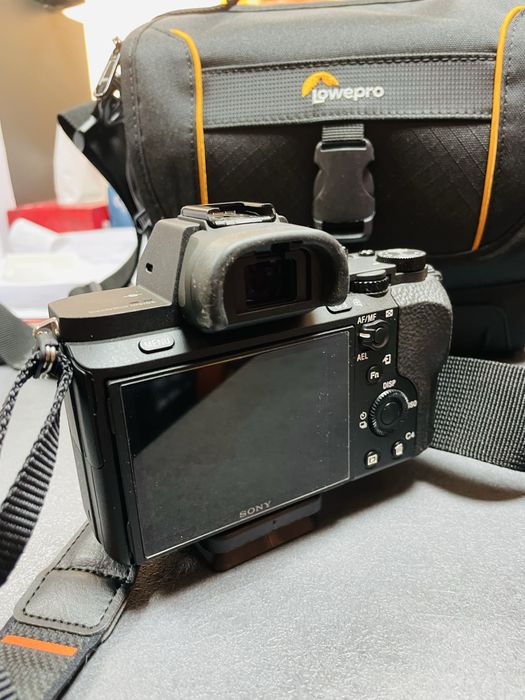 Sony A72 A7II , stare perfecta de functionare 5000 de cadre / blitz trepied obievtiv 50mm sony baterii suplimentare geanta pachet