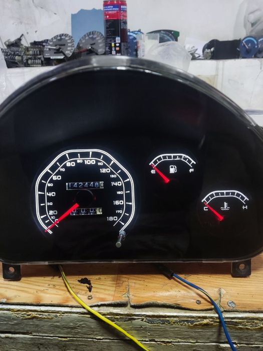 Matiz 3 tali Tablo sotiladi. Продоется Приборка Матиз 3 цлиндр
