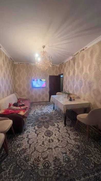 Каракамиш 1,4 да  2/2/4 58м2  сотилади Кулай жойлашув