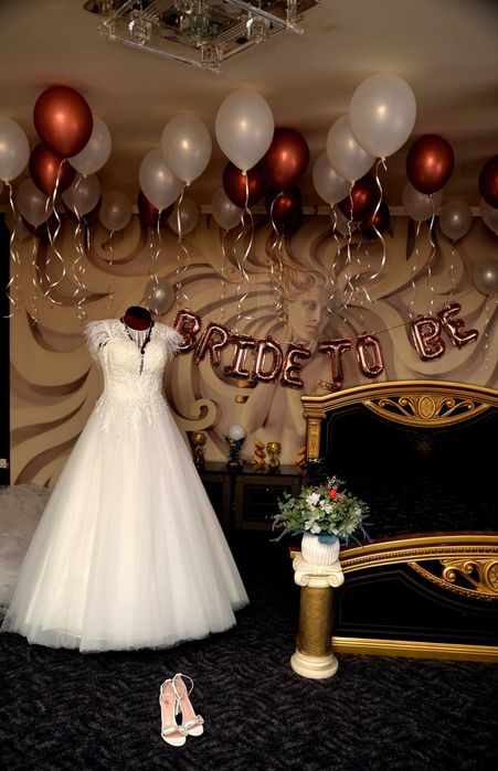 Rochie de mireasa+trena detasabila