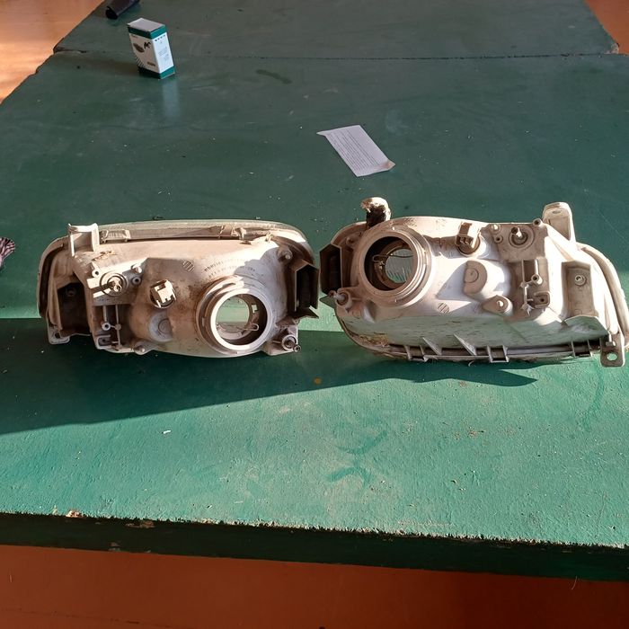 Продам фары на RAV4