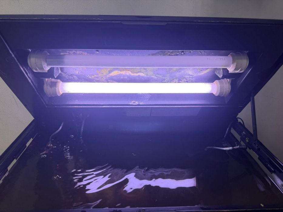 Продам аквариум FERPLAST на 60 литров