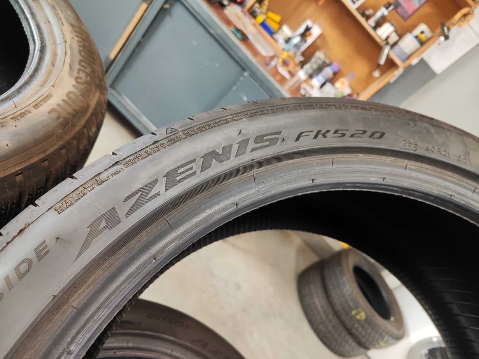 2бр.летни гуми 255/40/21 Falken