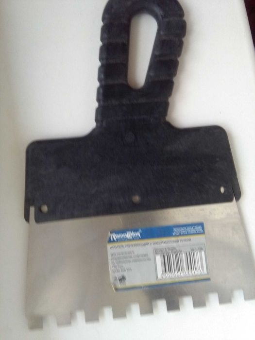 Шпателя  нержавеющая сталь. Кисти из натуральной щетины. крестики