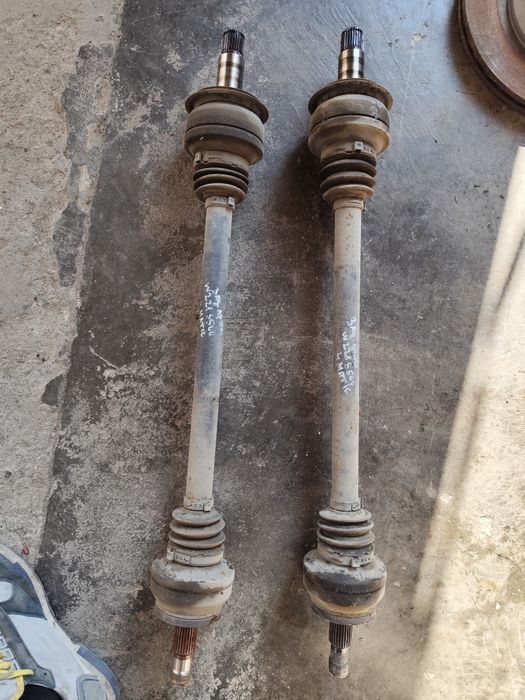 Задни полуоски Mercedes S500 4Matic