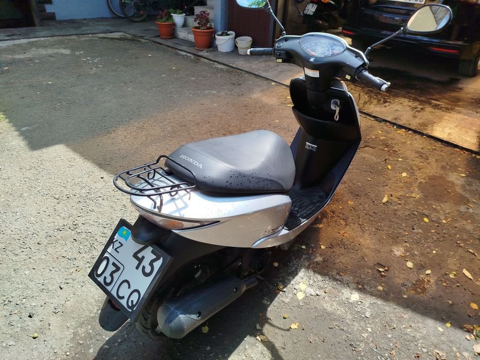Скутер Honda Dio AF 68