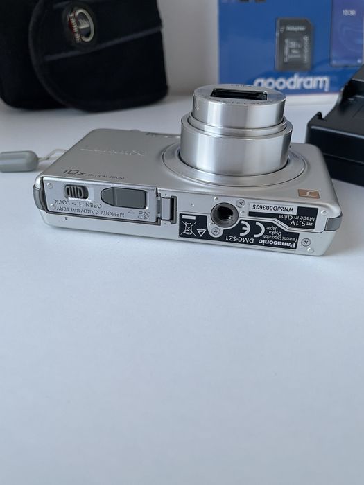 Aparat foto digital PANASONIC Lumix DMC-SZ1 Silver, 16MP, 10X Zoom Wide Angle, 16GB Digital Point and Shoot Camera