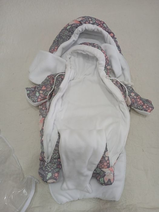 Продам новый набор на выписку