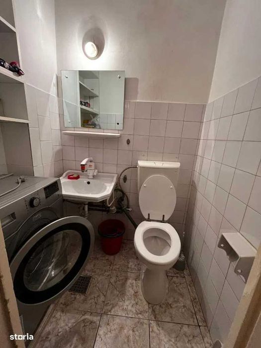 Inchriez apartament 4 camere et2/4 Podu Ros