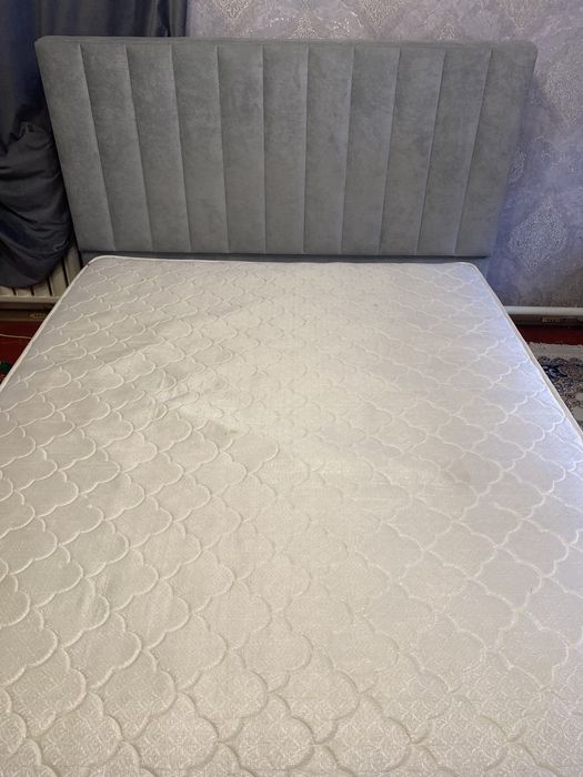 Белый шифанер 4-х дверный